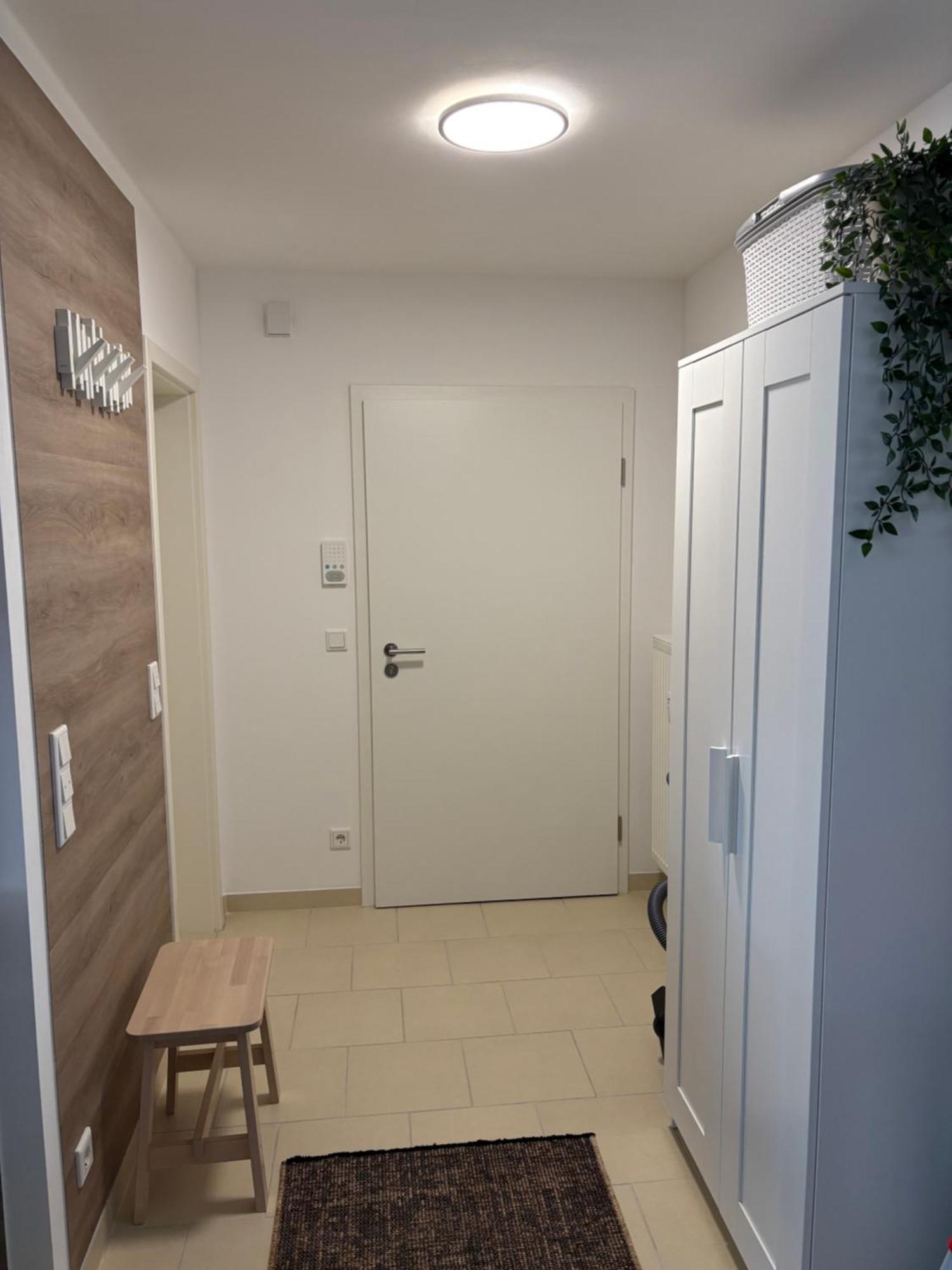 Grosse Gemuetliche Ferienwohnung Mit Klimaanlage, Parkplatz Inklusive Top ! Fürth Εξωτερικό φωτογραφία